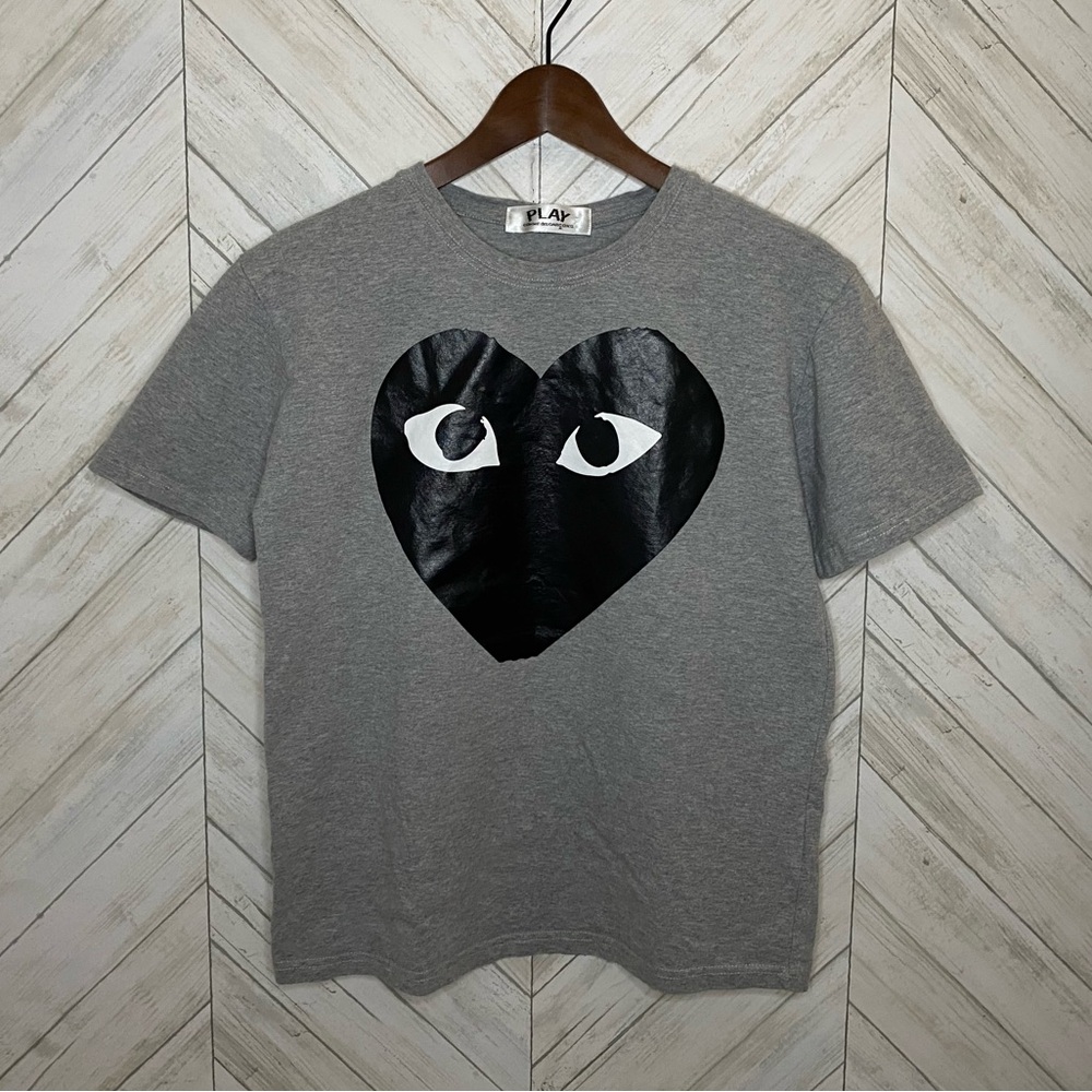 Come des garçons play black heart tee shirt grey